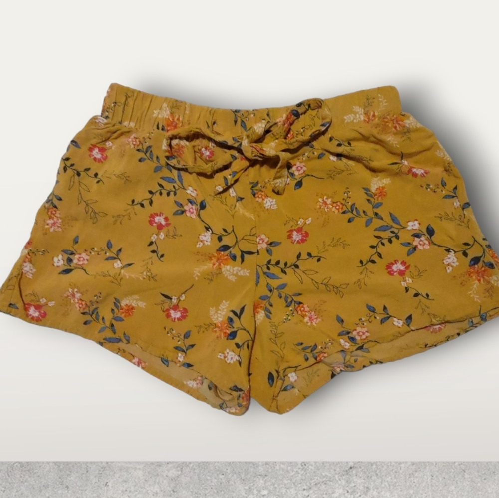 Pink rose soft casual floral shorts